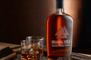 Signal Hill Whisky with two glasses